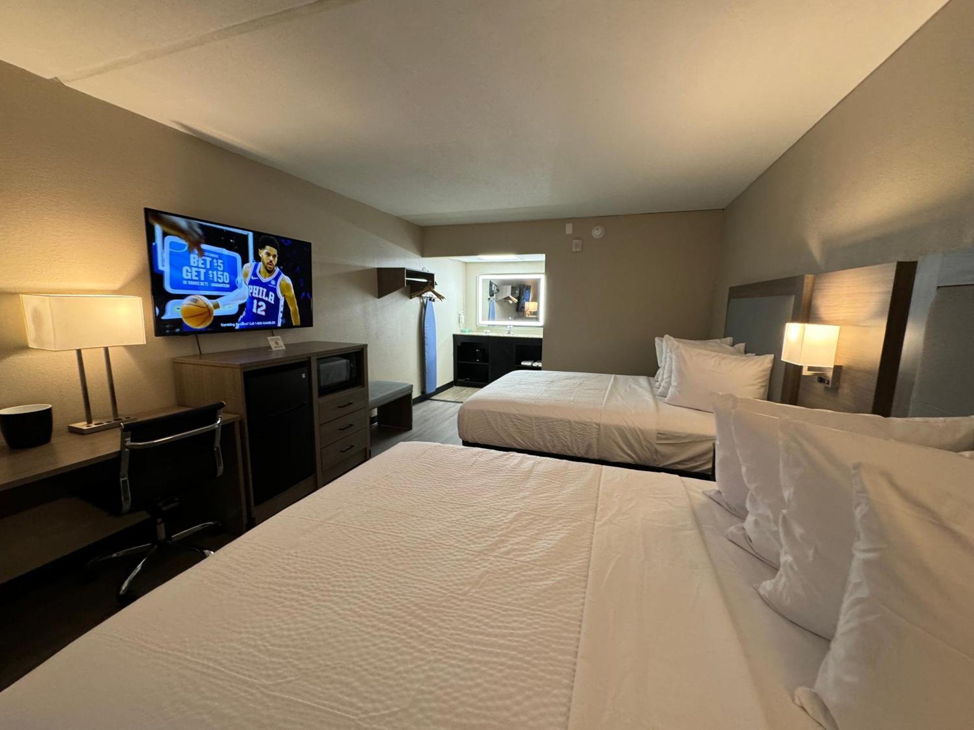 Baymont By Wyndham Corpus Christi Airport Hotel Exterior photo