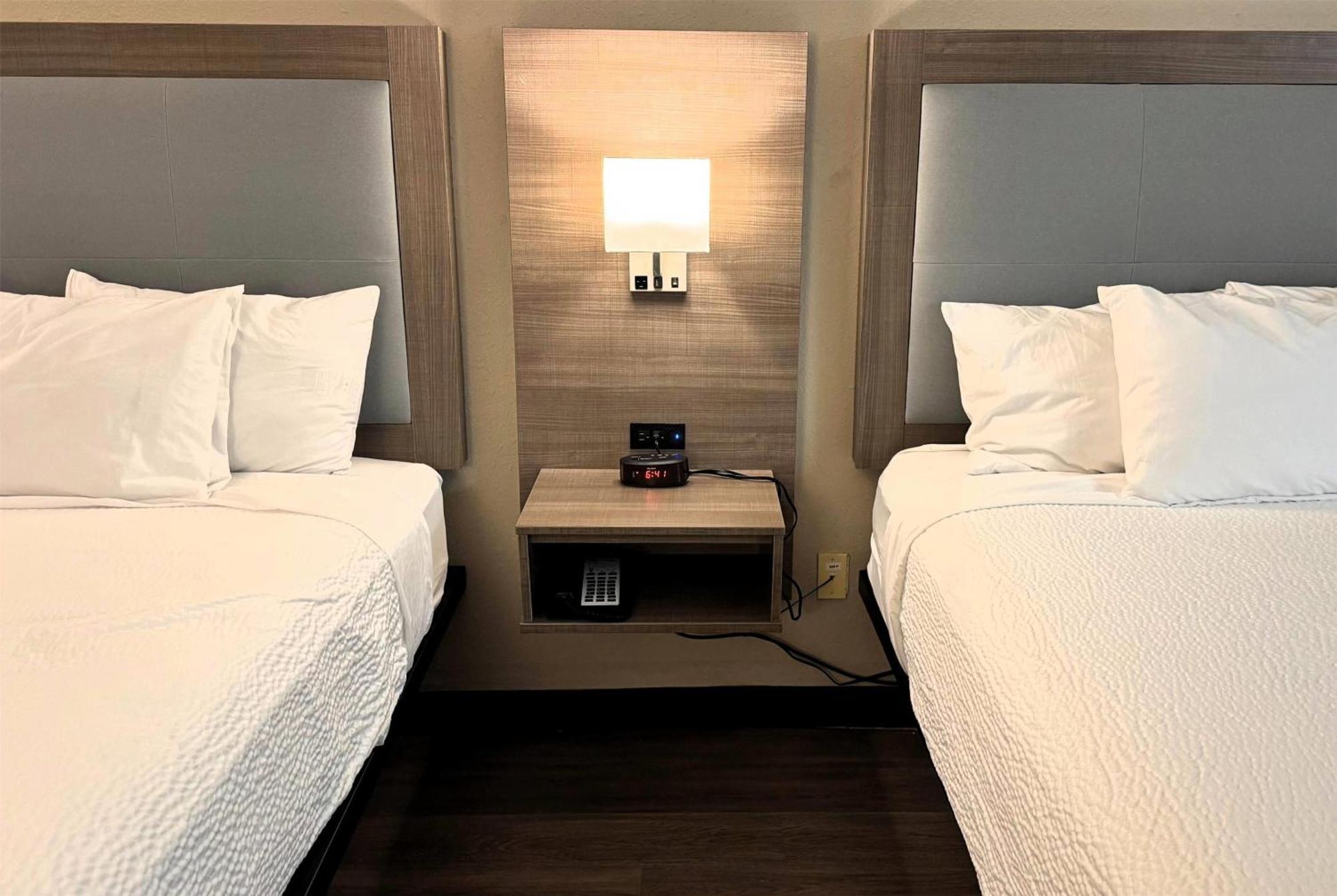 Baymont By Wyndham Corpus Christi Airport Hotel Exterior photo